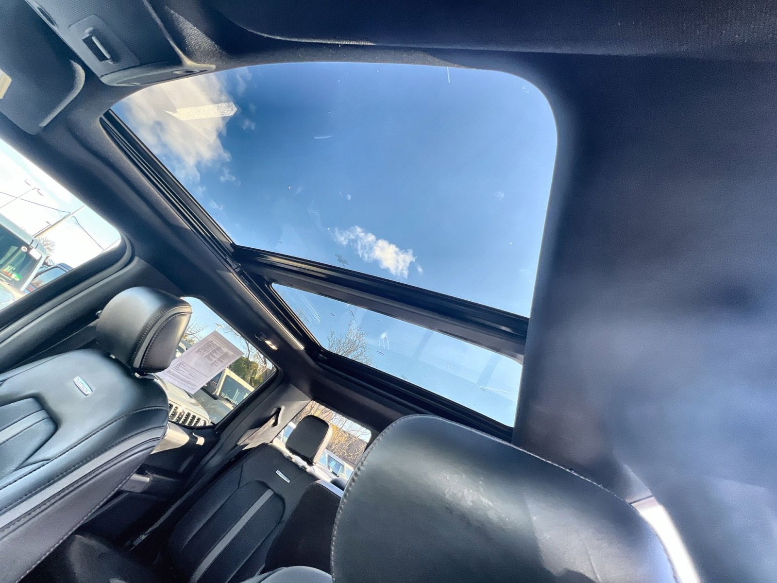 Certified 2018 Ford F150 Platinum w/ Equipment Group 701A Luxury image 24