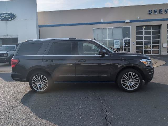 Certified 2024 Ford Expedition Limited AWD/4WD image 4
