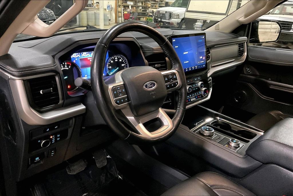 Certified 2024 Ford Expedition Max XLT image 13