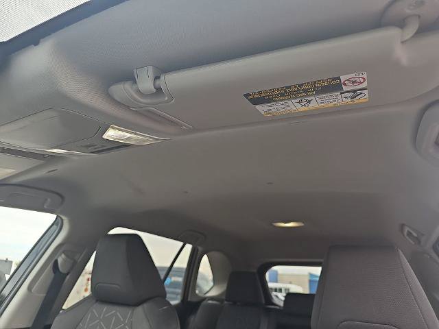 Used 2025 Toyota RAV4 XLE FWD image 28