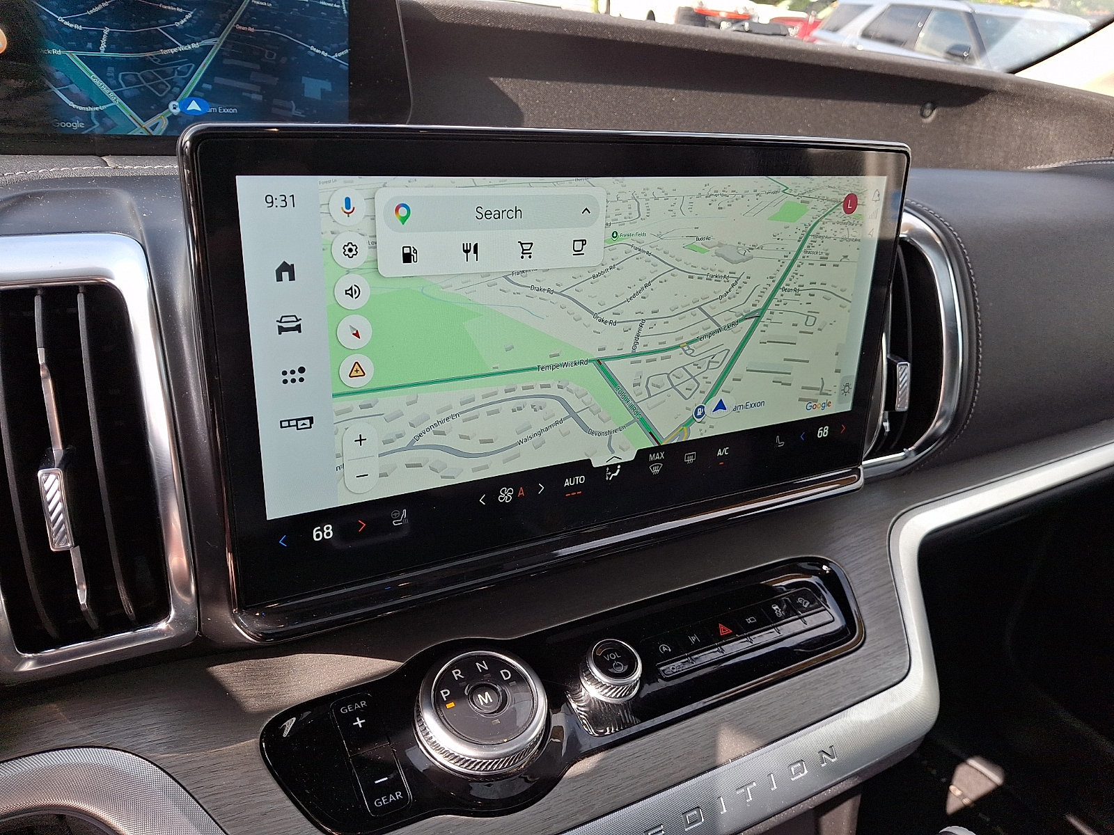 Certified 2025 Ford Expedition Platinum w/ Driver's Package AWD/4WD image 18