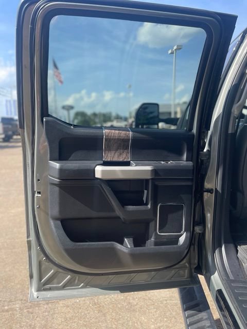 Certified 2019 Ford F250 Lariat AWD/4WD image 23