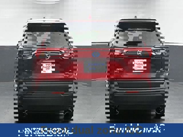 Used 2024 Toyota RAV4 XLE AWD/4WD image 10