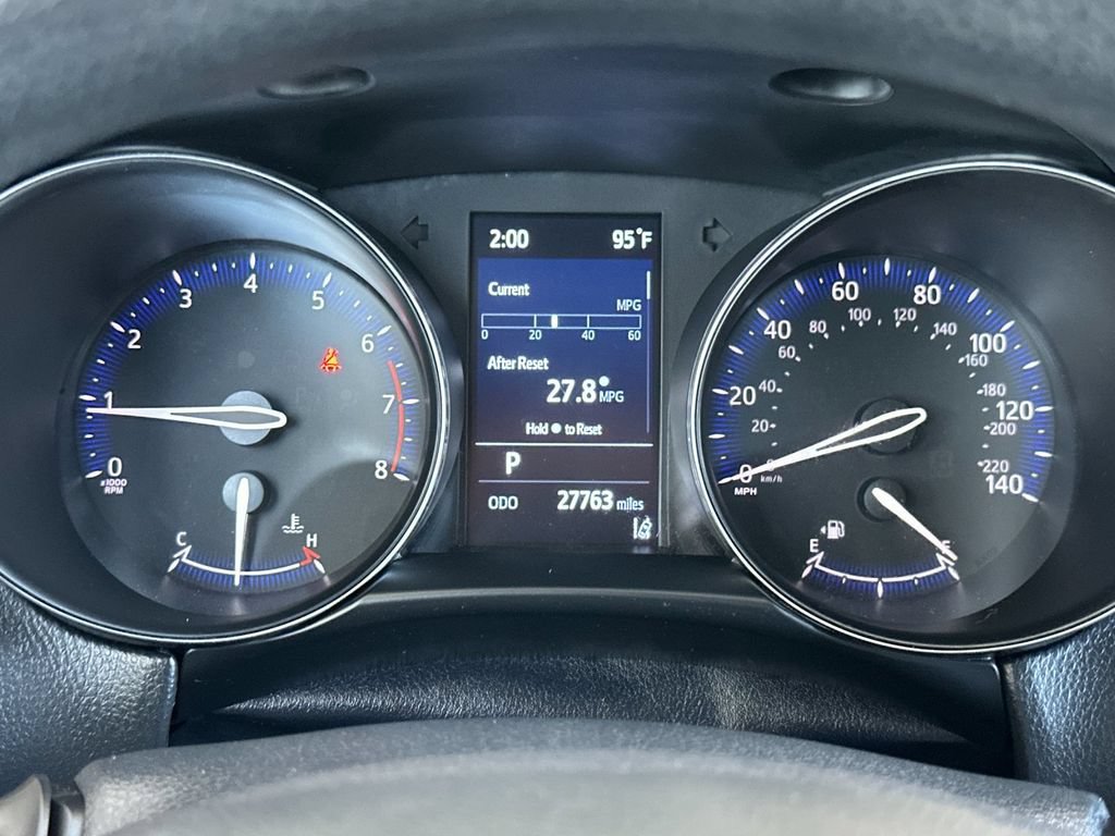 Used 2021 Toyota C-HR LE FWD image 22