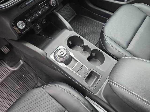 Certified 2024 Ford Escape Platinum AWD/4WD image 26