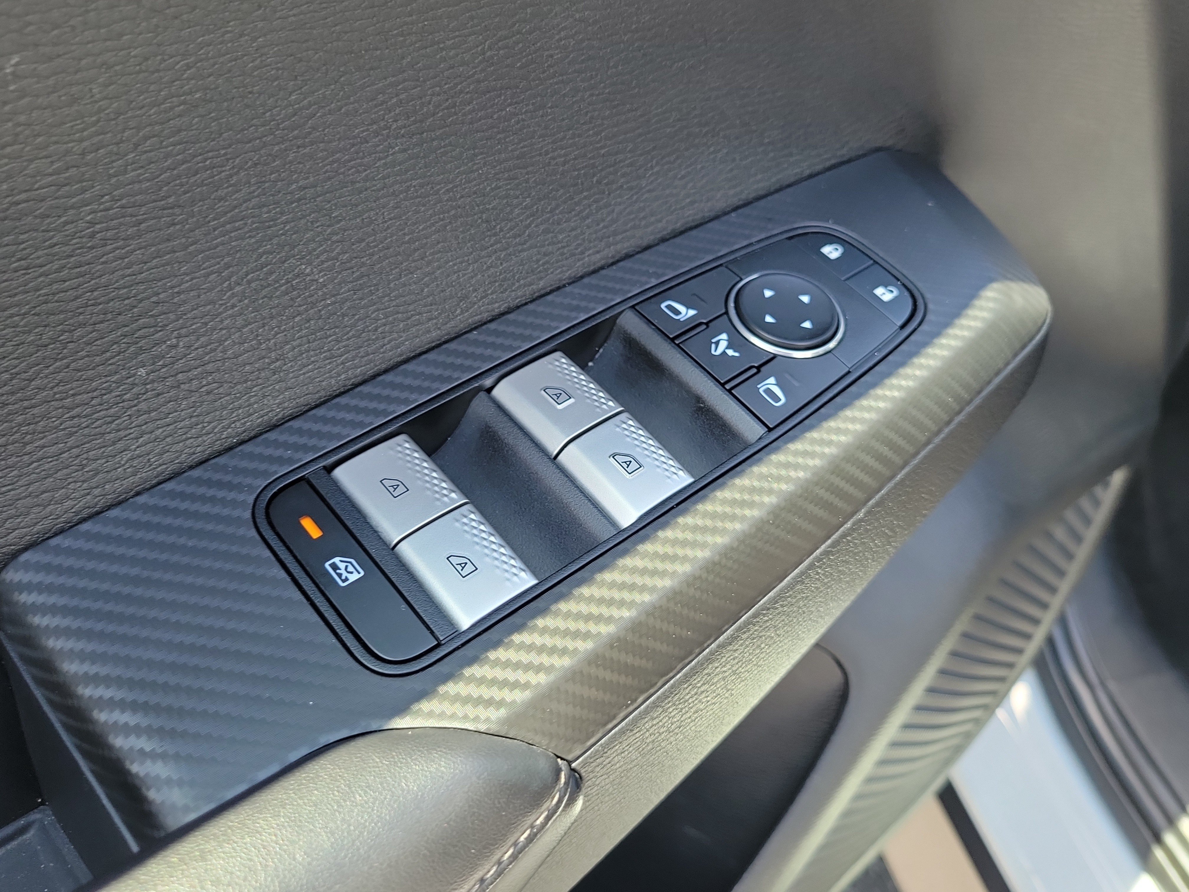 Used 2024 Mitsubishi Outlander SE FWD image 19