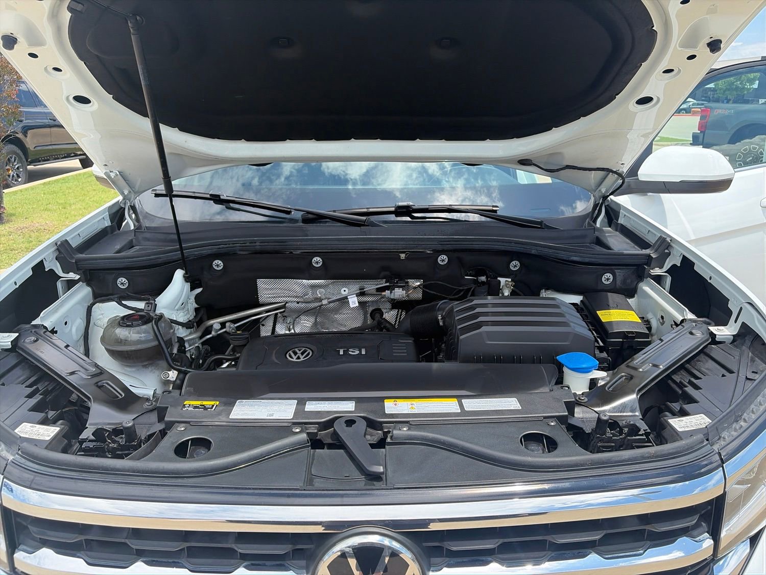 Used 2022 Volkswagen Atlas SE AWD/4WD image 25