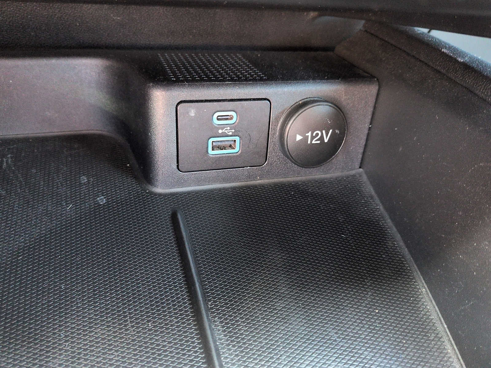 Certified 2023 Ford Escape Active AWD/4WD image 20