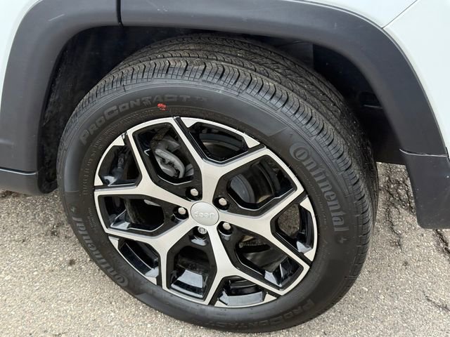 Used 2024 Jeep Compass Limited image 5