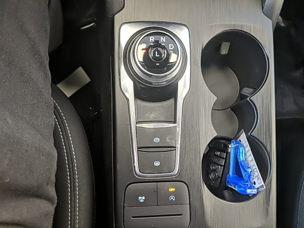 Certified 2024 Ford Escape Active AWD/4WD image 23