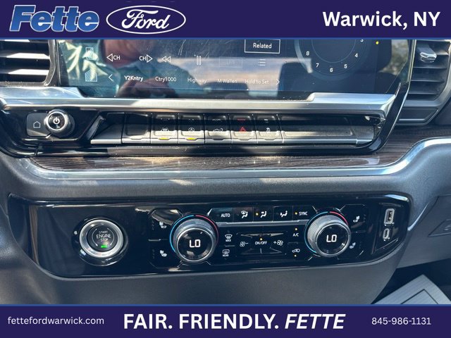 Used 2023 Chevrolet Silverado 1500 LT AWD/4WD image 26