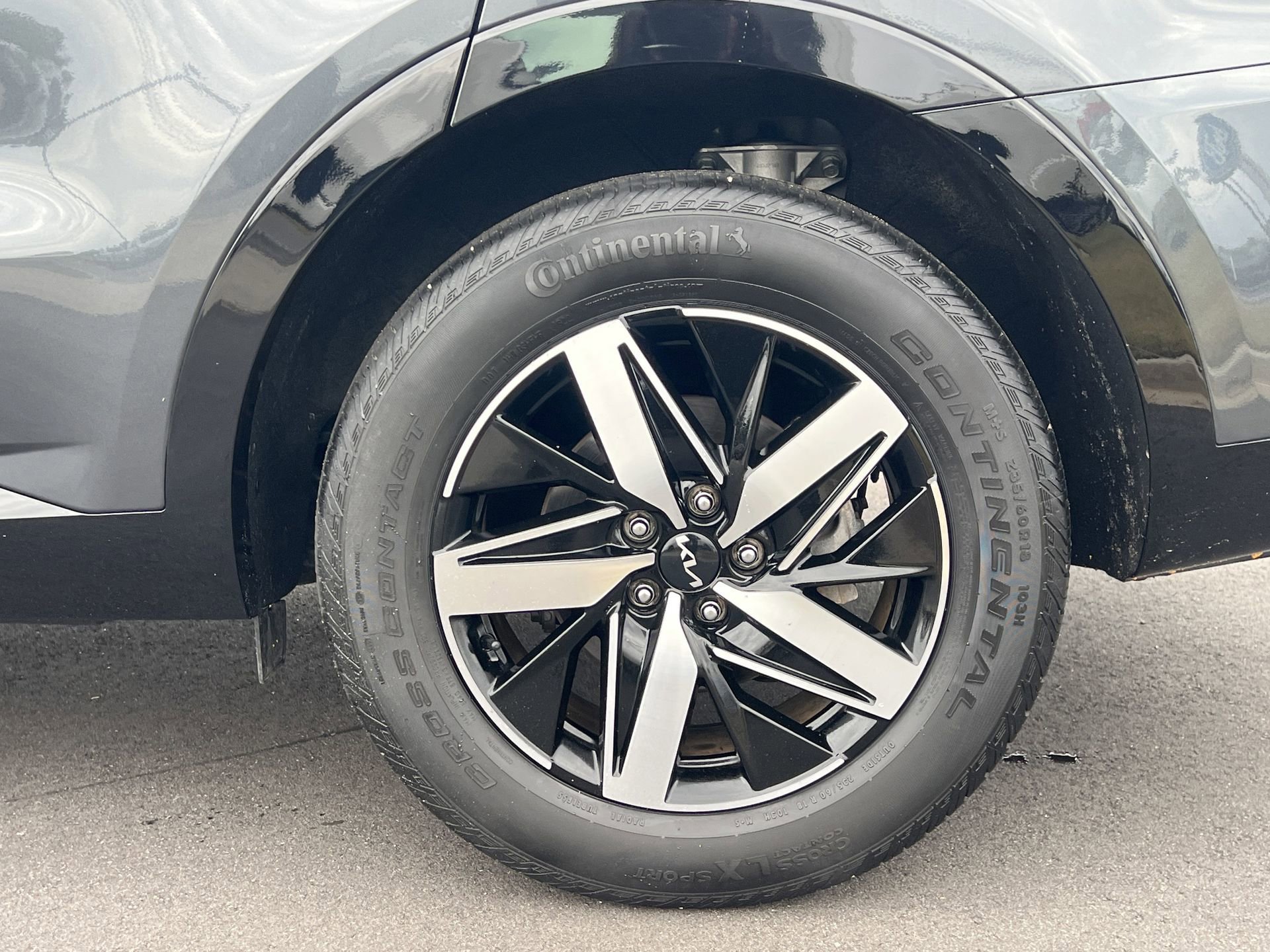 Used 2022 Kia Sorento S w/ Panoramic Sunroof Package image 32