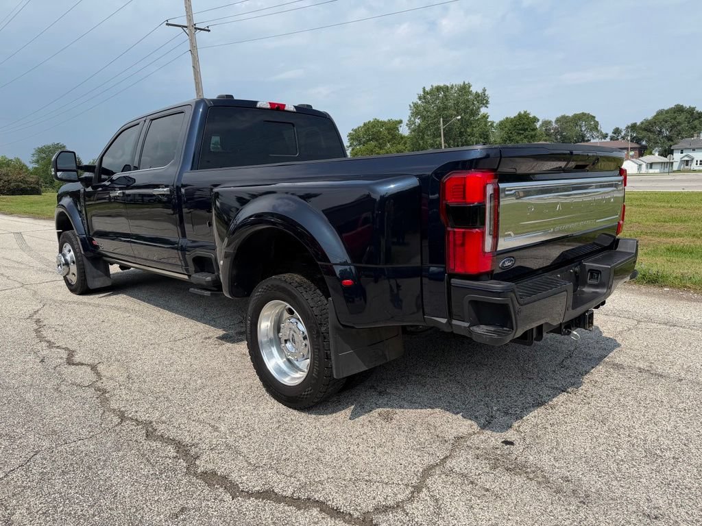 Certified 2025 Ford F450 Platinum w/ Platinum Plus Package AWD/4WD image 20