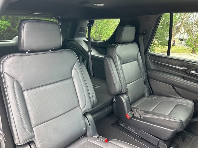 Used 2023 GMC Yukon Denali AWD/4WD image 15