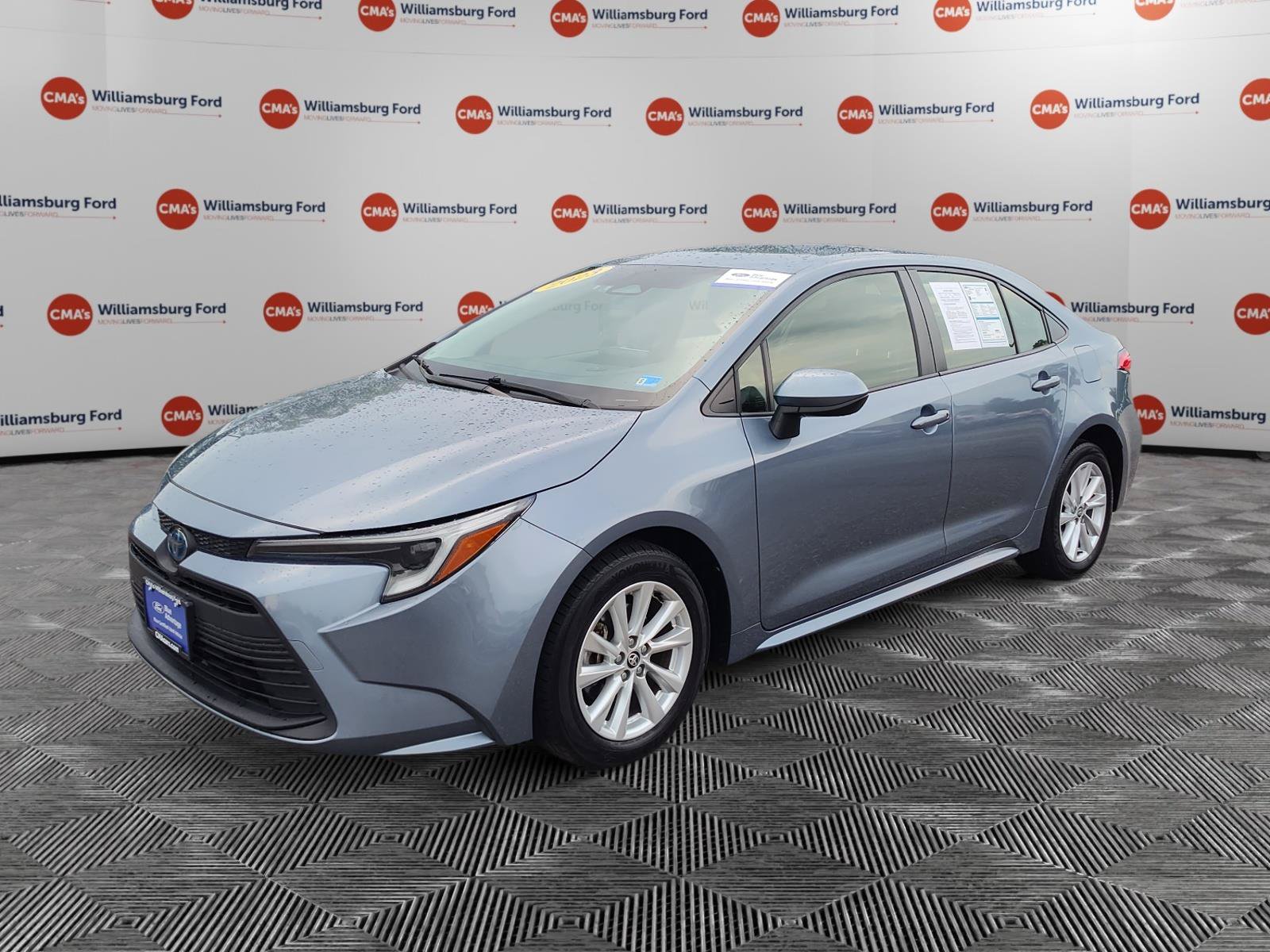 Used 2023 Toyota Corolla LE w/ LE Convenience Package