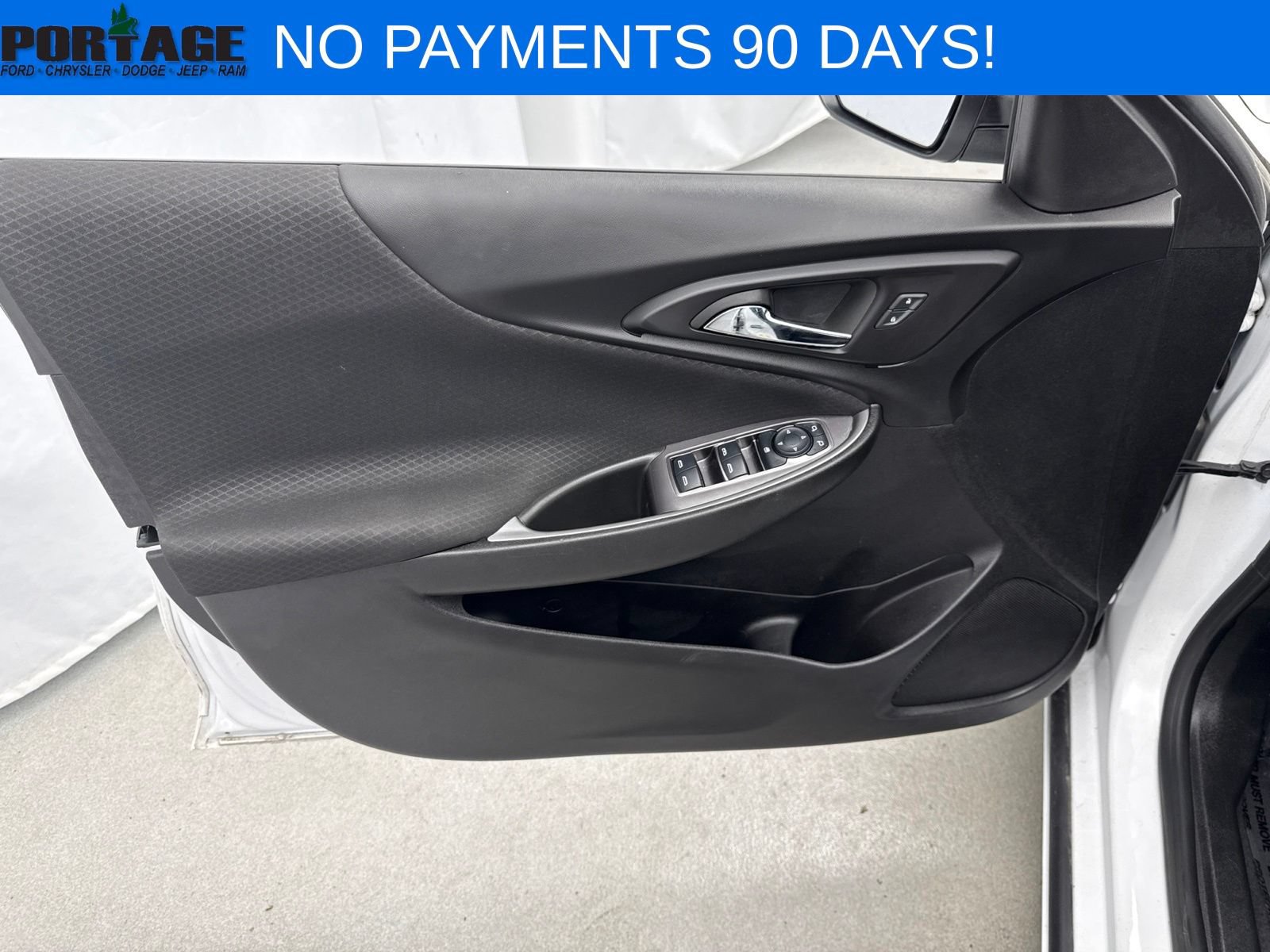 Used 2024 Chevrolet Malibu LT FWD image 12