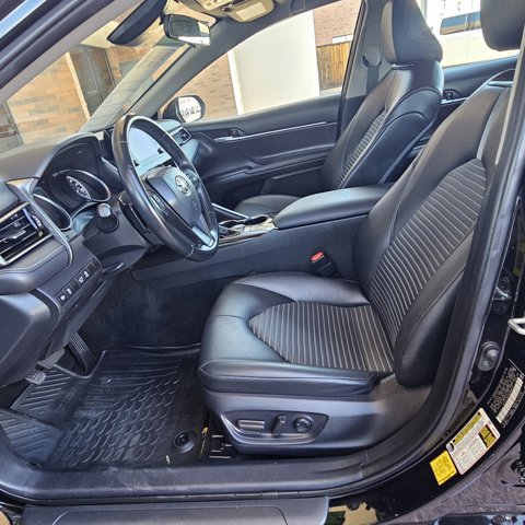 Used 2024 Toyota Camry SE image 11