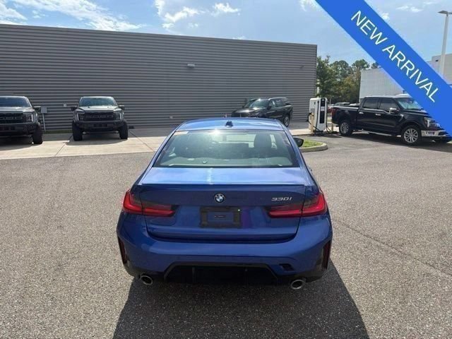 Used 2023 BMW 330i Sedan w/ M Sport Package RWD image 6