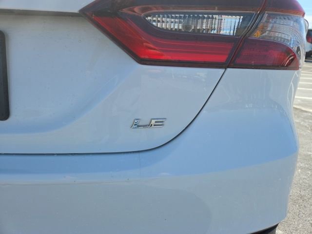 Used 2024 Toyota Camry LE image 12