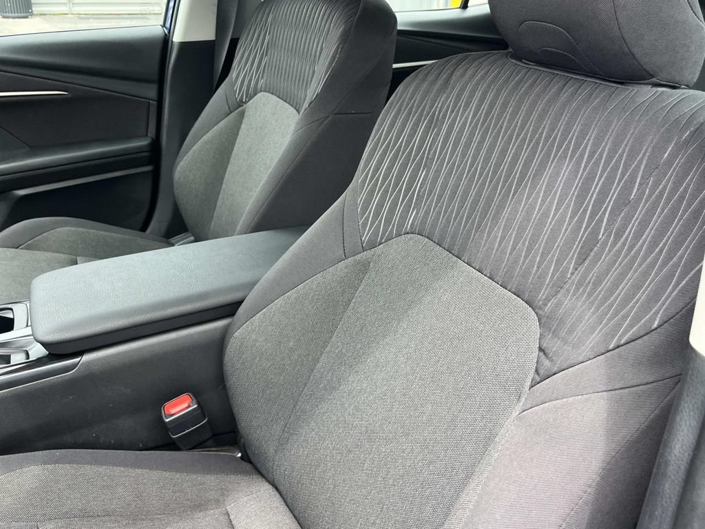 Used 2025 Toyota Camry LE w/ Convenience Package FWD image 32