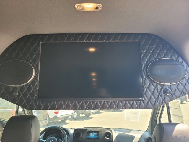 Used 2024 Mercedes-Benz Sprinter 2500 image 15