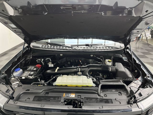 Certified 2025 Ford Expedition Platinum w/ Platinum Ultimate Package AWD/4WD image 35