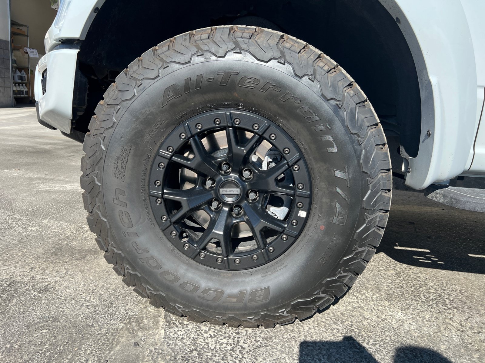 Certified 2023 Ford F150 Raptor w/ Equipment Group 802A Raptor R AWD/4WD image 33