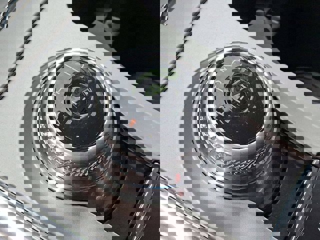 Certified 2022 Ford Explorer XLT w/ Equipment Group 202A image 8