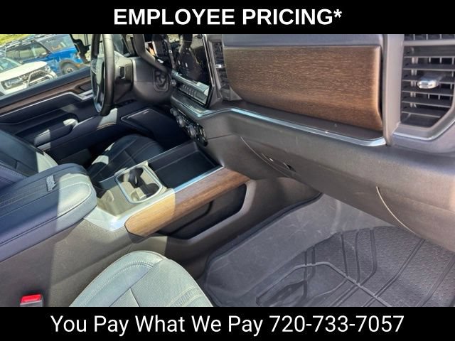 Used 2024 Chevrolet Silverado 3500 High Country AWD/4WD image 27