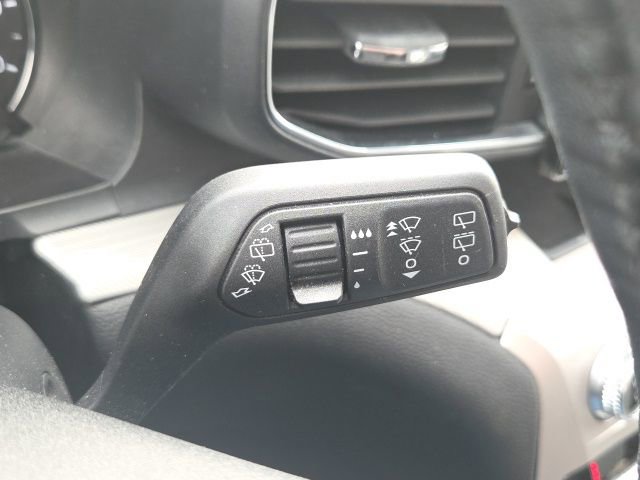 Certified 2023 Ford Explorer XLT w/ Equipment Group 202A image 41