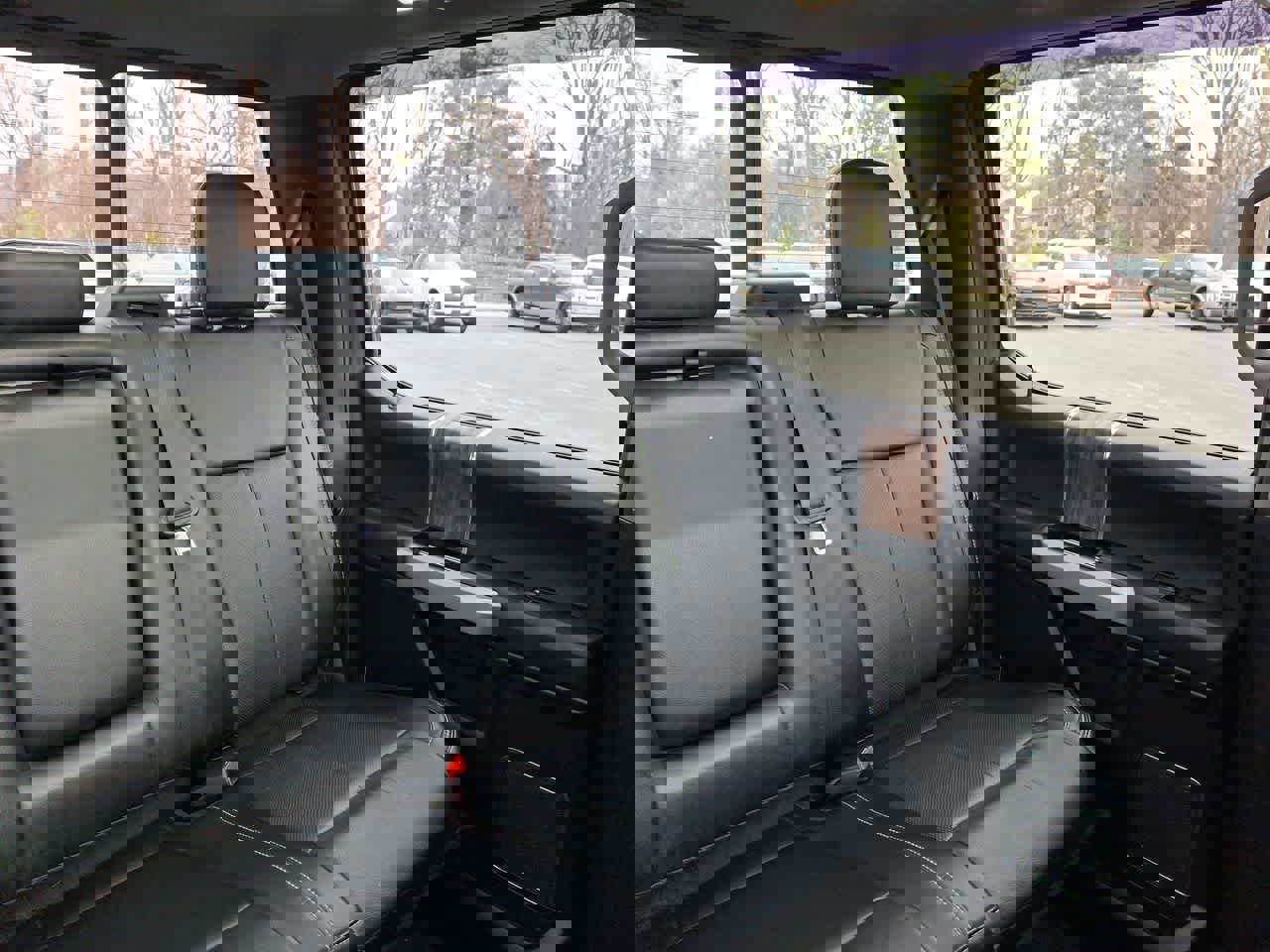 Certified 2019 Ford F150 Lariat w/ Equipment Group 502A Luxury image 14