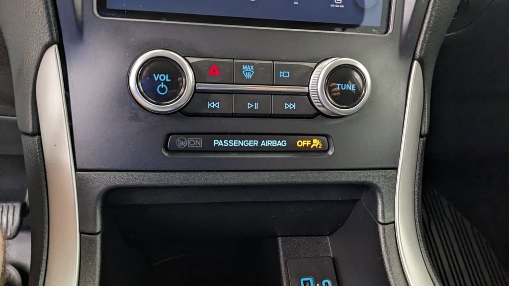 Certified 2022 Ford Edge SEL w/ Sport Appearance Package AWD/4WD image 27