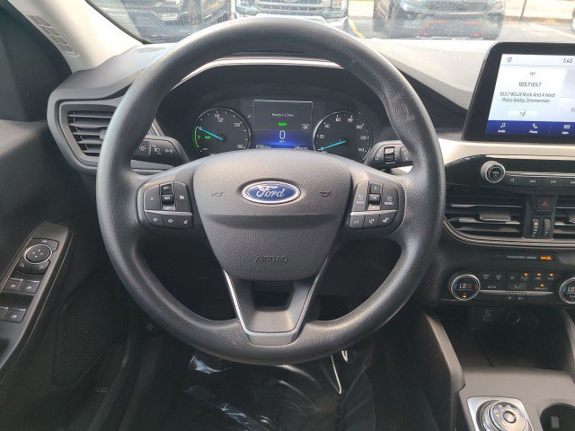 Certified 2021 Ford Escape SE image 16