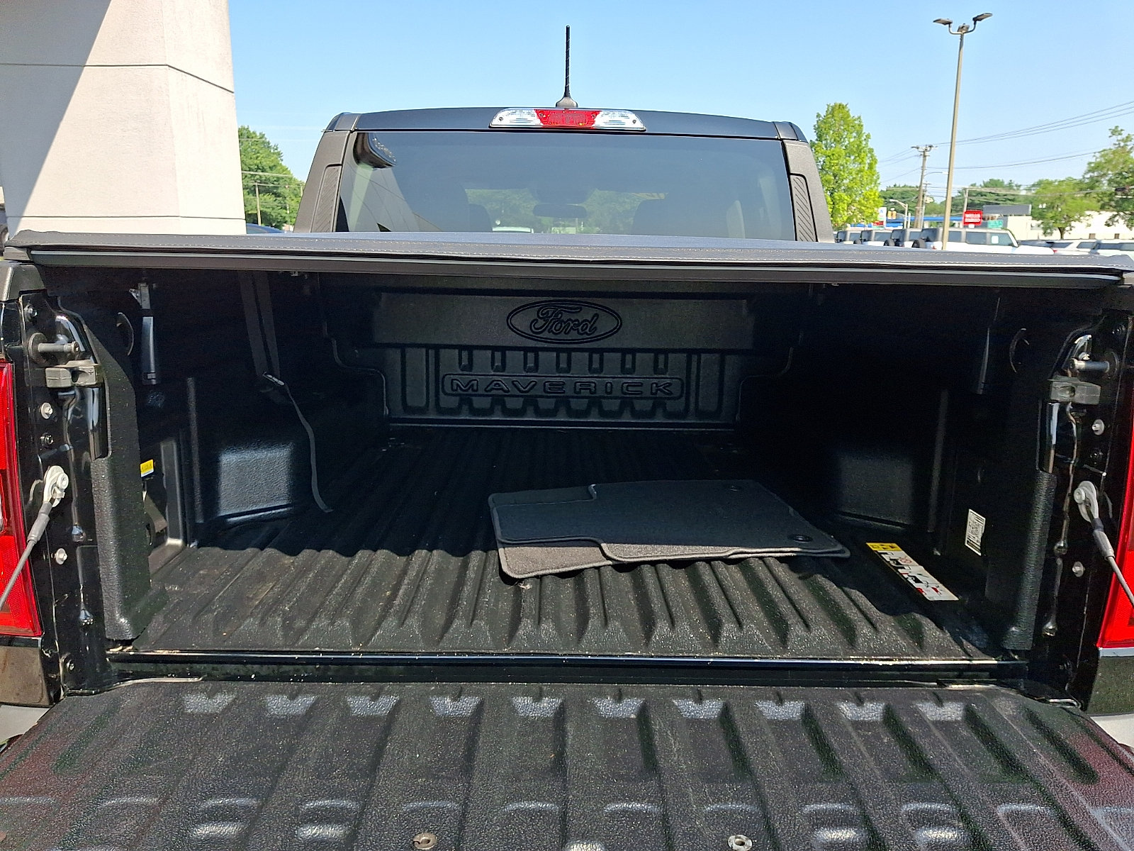 Certified 2024 Ford Maverick XLT w/ XLT Luxury Package AWD/4WD image 28