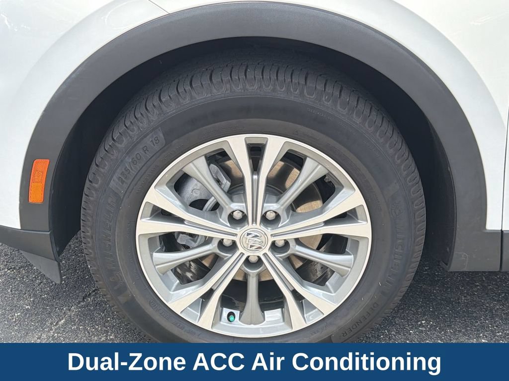 Used 2022 Buick Envision Preferred FWD image 10