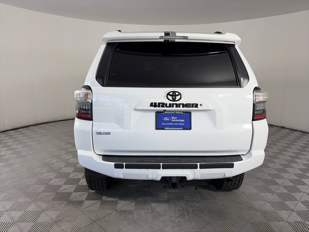 Used 2020 Toyota 4Runner 4WD image 6
