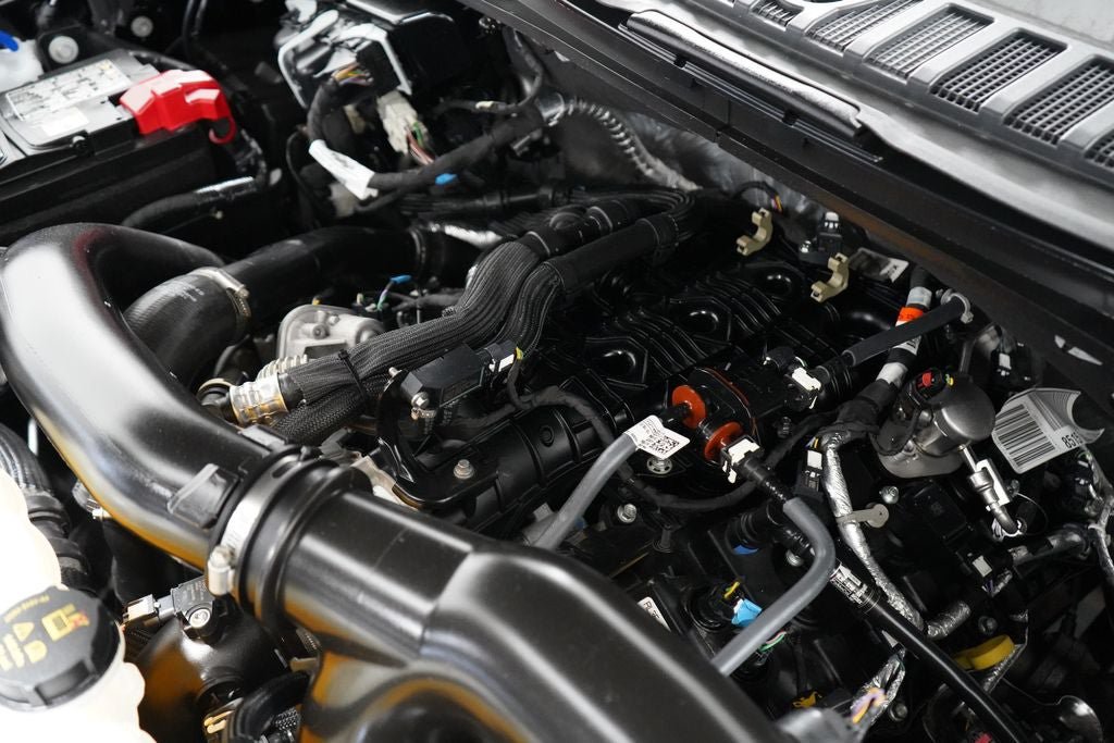 Certified 2025 Ford Expedition Active AWD/4WD image 35