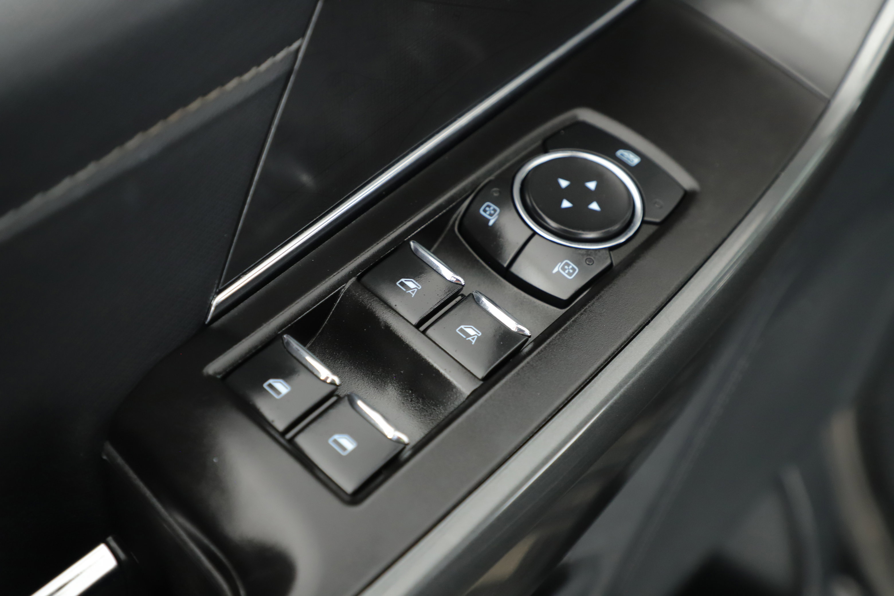 Certified 2022 Ford F150 XLT w/ Equipment Group 302A High image 10