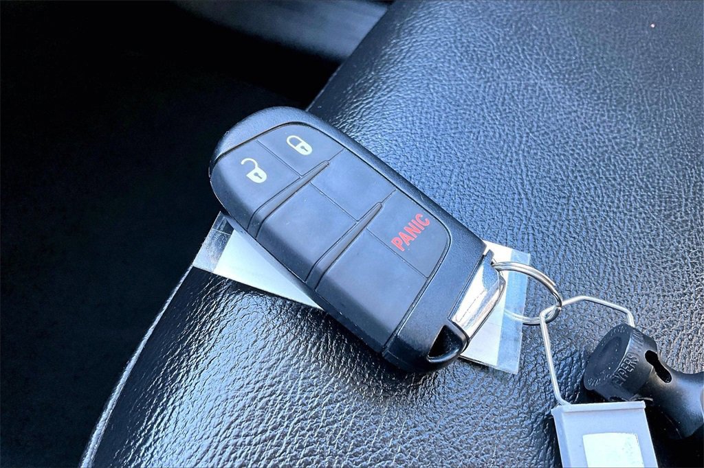 Used 2021 Jeep Compass Latitude image 13