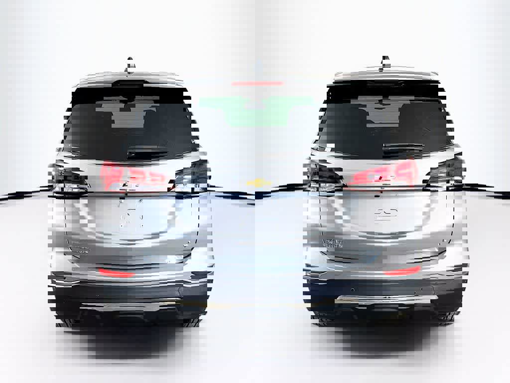 Used 2024 Chevrolet Equinox LT image 4