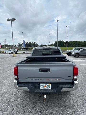 Used 2019 Toyota Tacoma SR5 RWD image 11