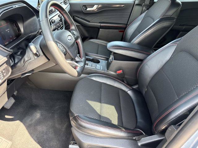 Certified 2025 Ford Escape ST-Line FWD image 14