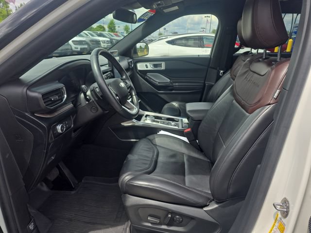 Certified 2021 Ford Explorer Platinum w/ Equipment Group 601A AWD/4WD image 14