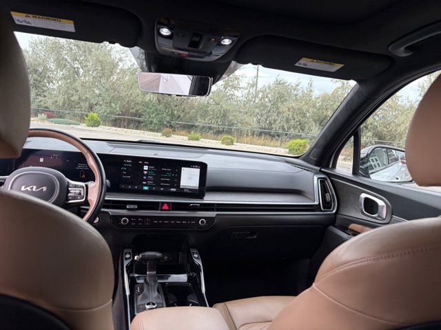 Used 2024 Kia Sorento SX Prestige w/ Olive Brown Leather Package AWD/4WD image 20