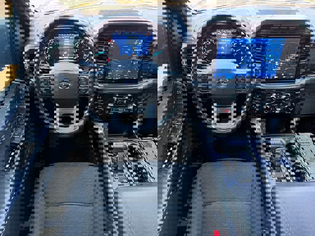 Certified 2022 Ford F150 Lariat w/ Equipment Group 502A High image 10