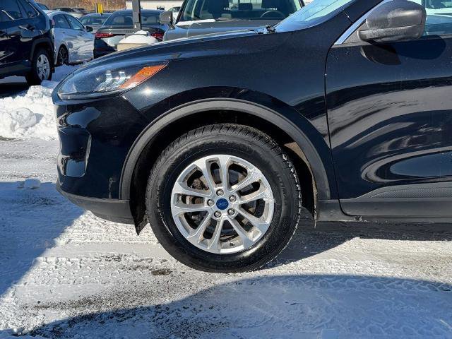 Certified 2022 Ford Escape SE w/ Cold Weather Package image 24