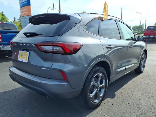Certified 2023 Ford Escape ST-Line w/ Tech Pack #1 AWD/4WD image 6