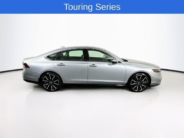 Used 2023 Honda Accord Touring image 10
