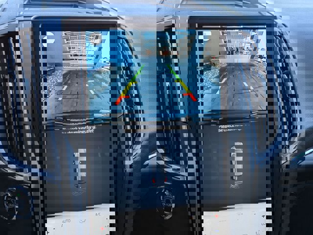 Certified 2022 Ford Edge ST-Line image 24