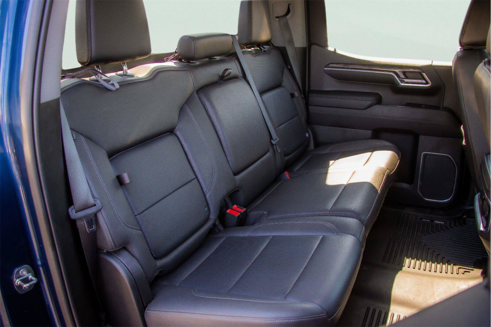 Used 2023 Chevrolet Silverado 1500 LTZ AWD/4WD image 7